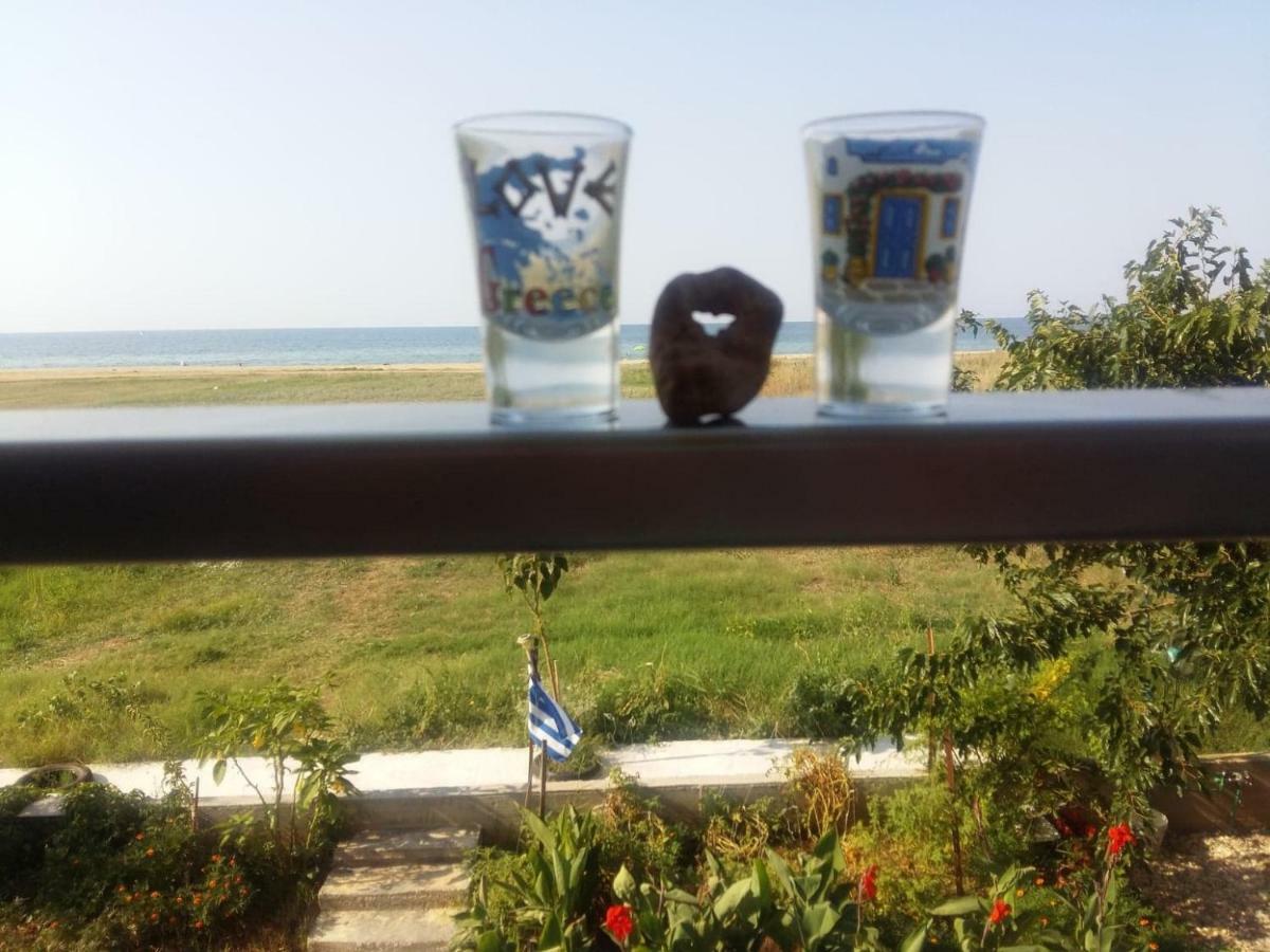 See To Sea Apartments Paralia Dionysiou Exterior photo