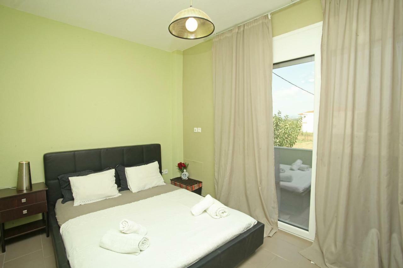 See To Sea Apartments Paralia Dionysiou Exterior photo