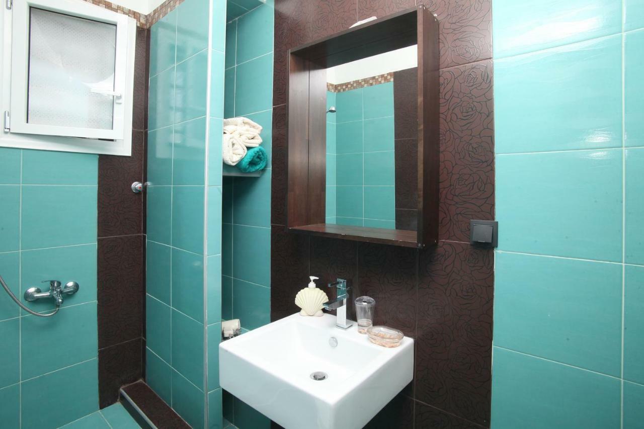 See To Sea Apartments Paralia Dionysiou Exterior photo